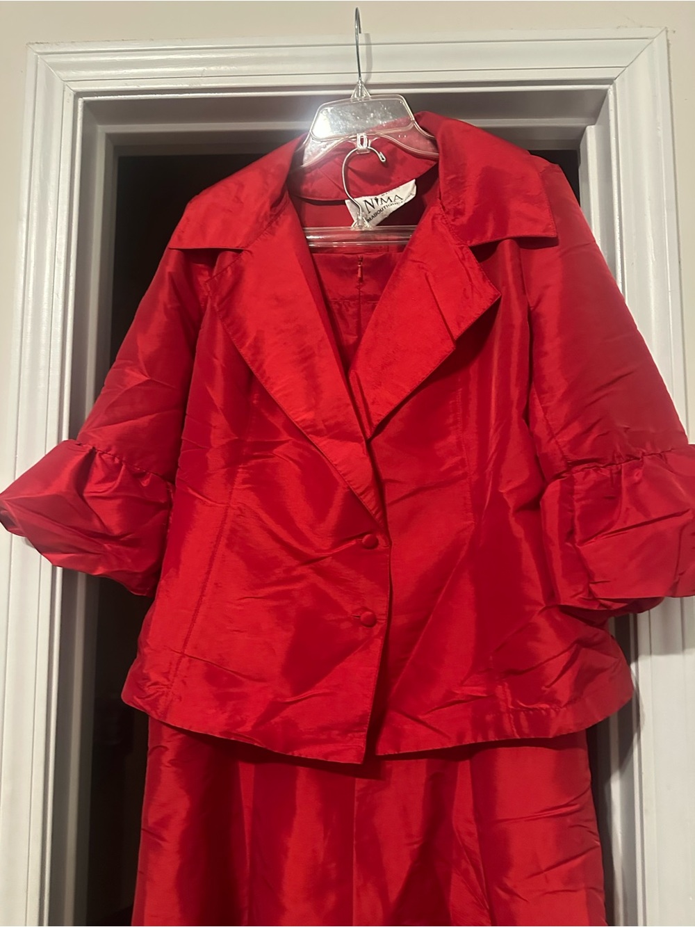 Nina Red Short Ruffle-Sleeve Blazer